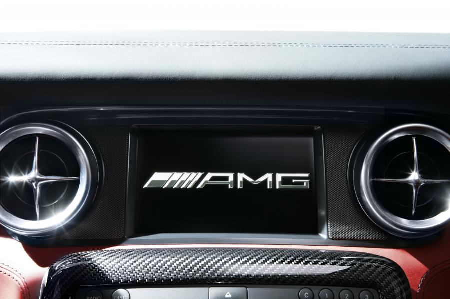  Mercedes-Benz SLS AMG 2010 года  (фото 201 из 526)